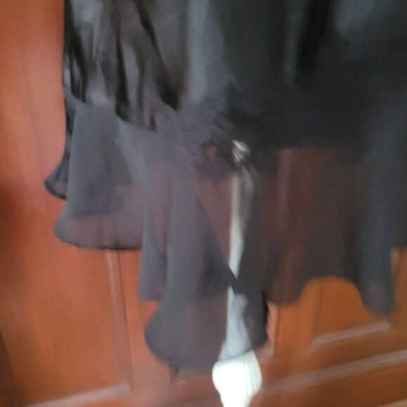 Vintage Secret Treasures Black Lace Trimmed Chemise Nightgown - Size M - Picture 3 of 6